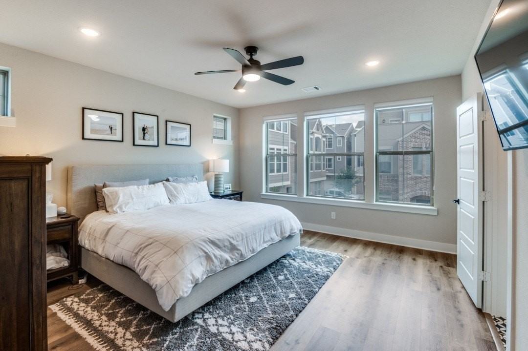 1040 Tea Olive Ln - Photo 5 of 12