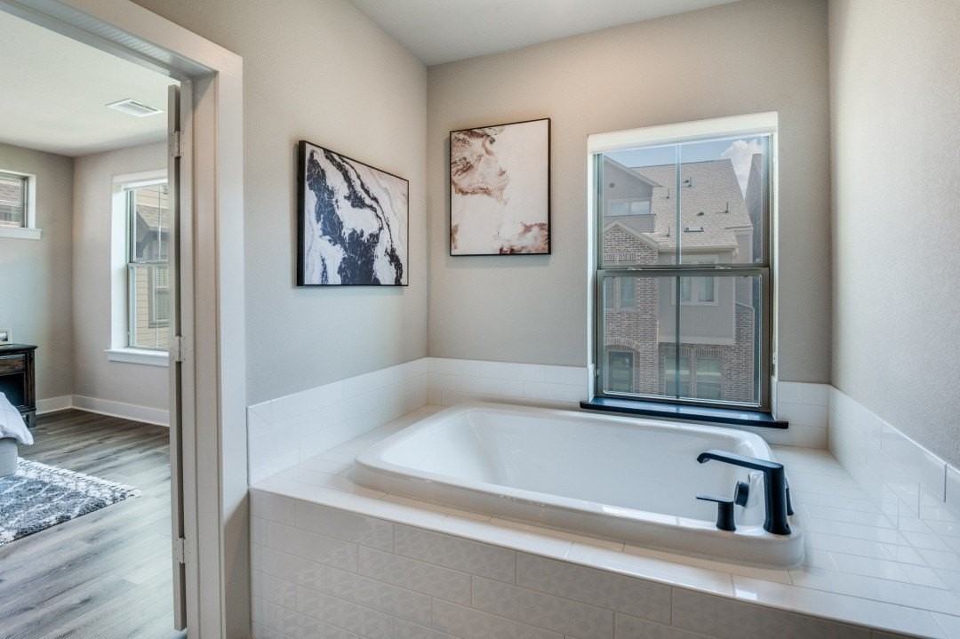 1040 Tea Olive Ln - Photo 7 of 12