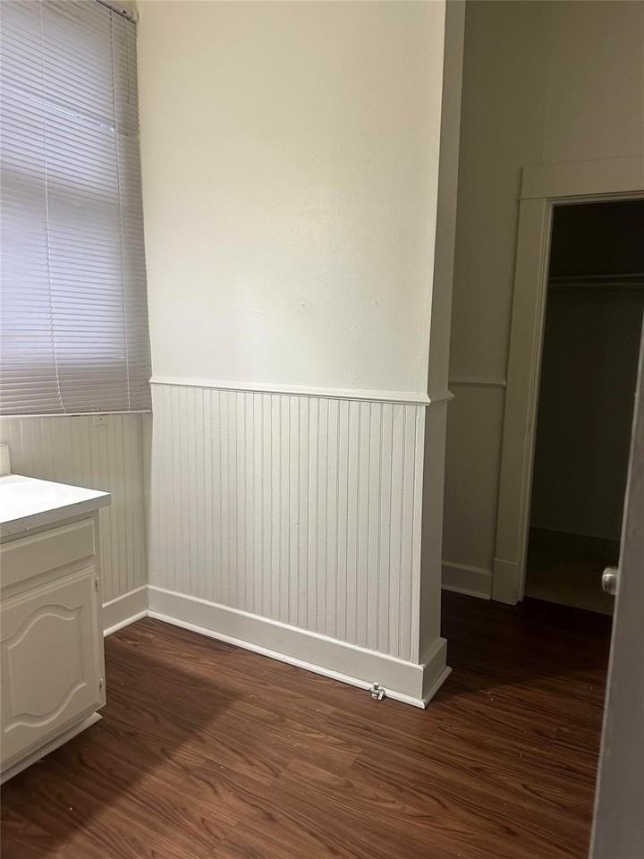 3819 Henry St - Photo 5 of 5