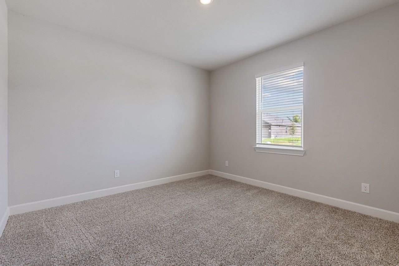 2113 Atwood Dr - Photo 2 of 17