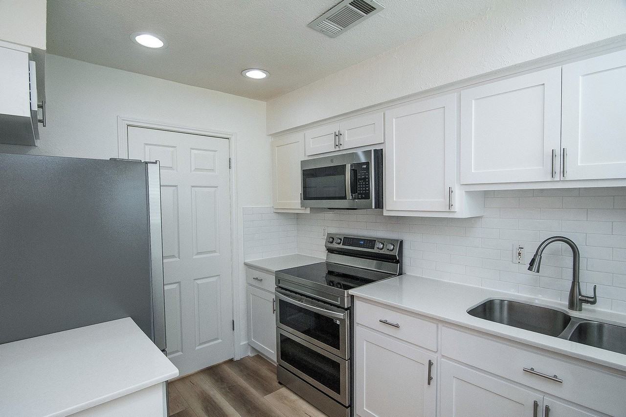 1100 Calico Ln #1311 - Photo 2 of 23