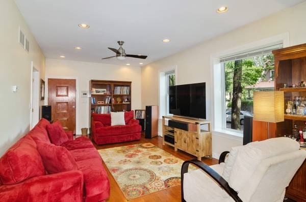 3857 N Lawndale Ave #3651-1 - Photo 7 of 9