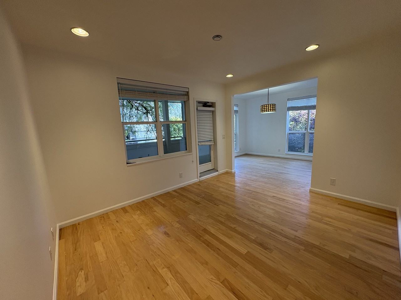 2173 Nw Everett St #3 - Photo 6 of 18