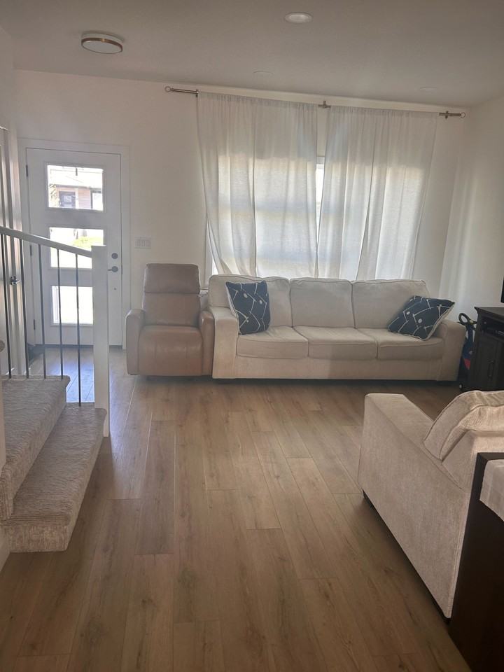 122 Taube Ave #1 - Photo 4 of 12