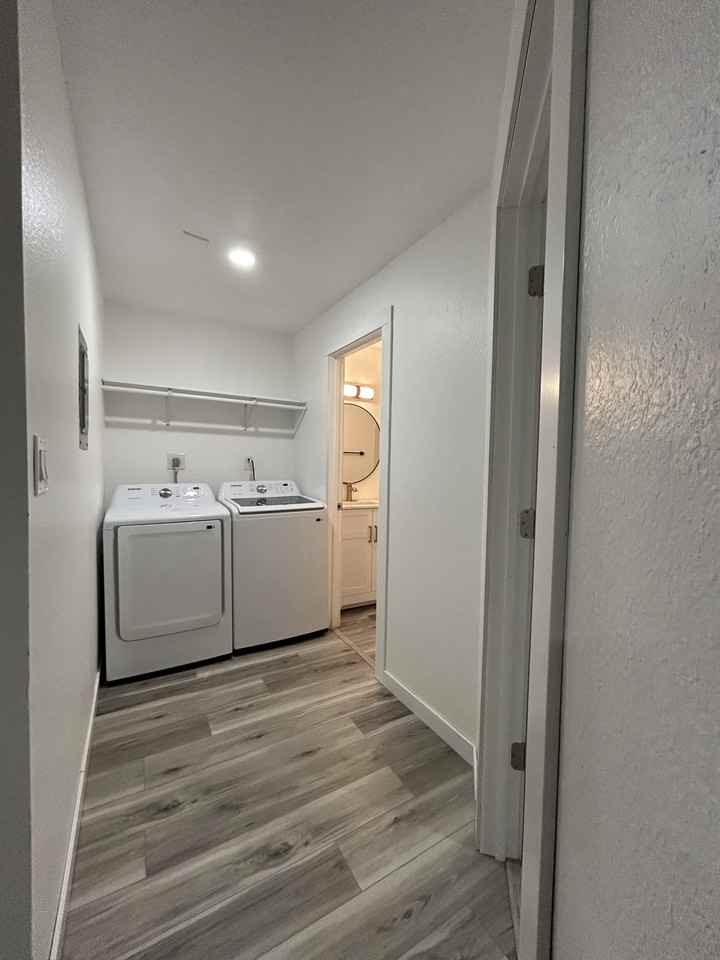 7726 Duben Ave #2 - Photo 2 of 7