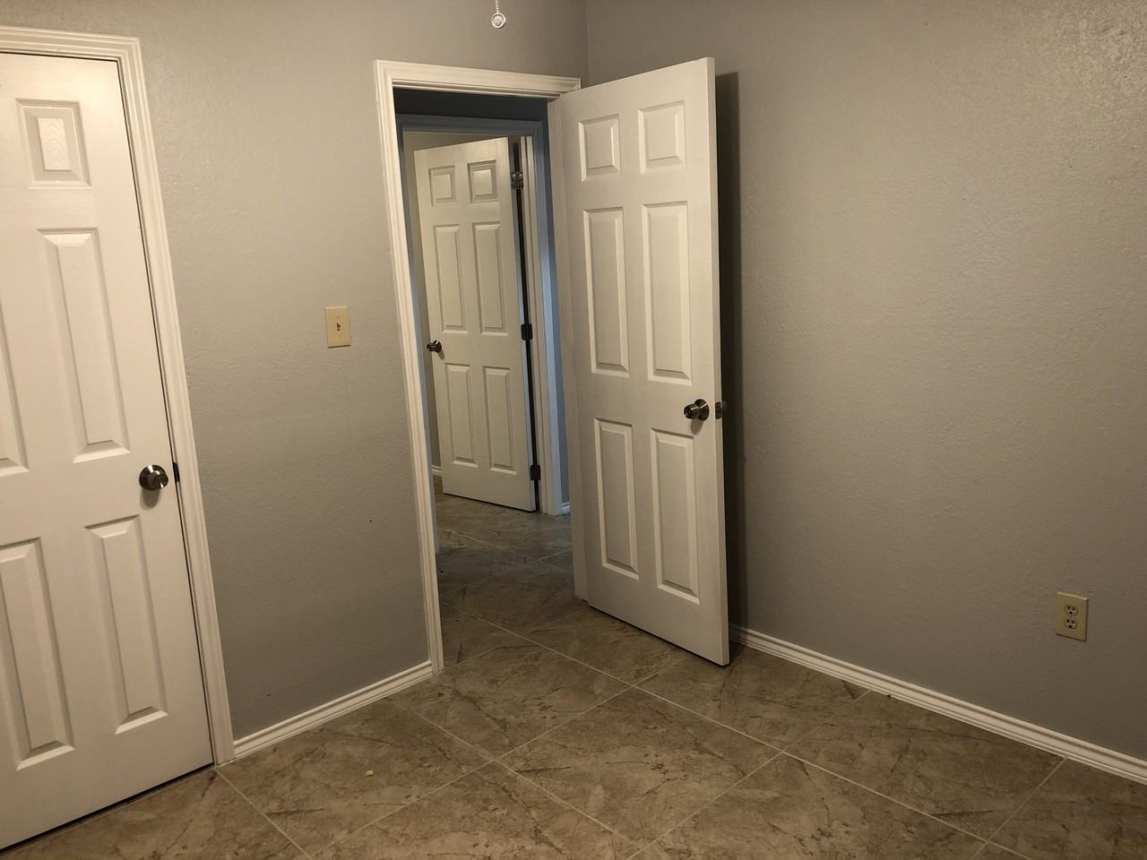 607 S Veterans Blvd #17 - Photo 6 of 8