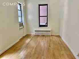 153 E 43rd St #2D - Photo 1 of 1