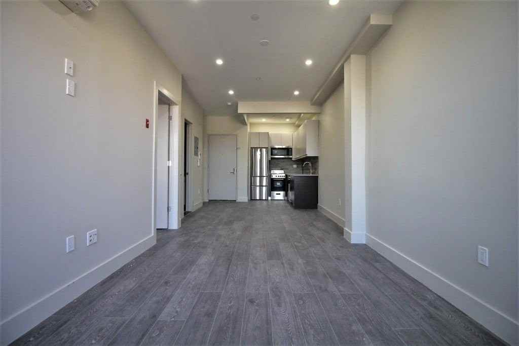 2517 Bedford Ave #3B - Photo 5 of 12