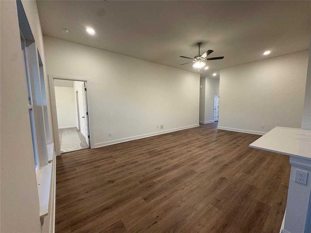 9104 Blackfork Ln - Photo 2 of 12