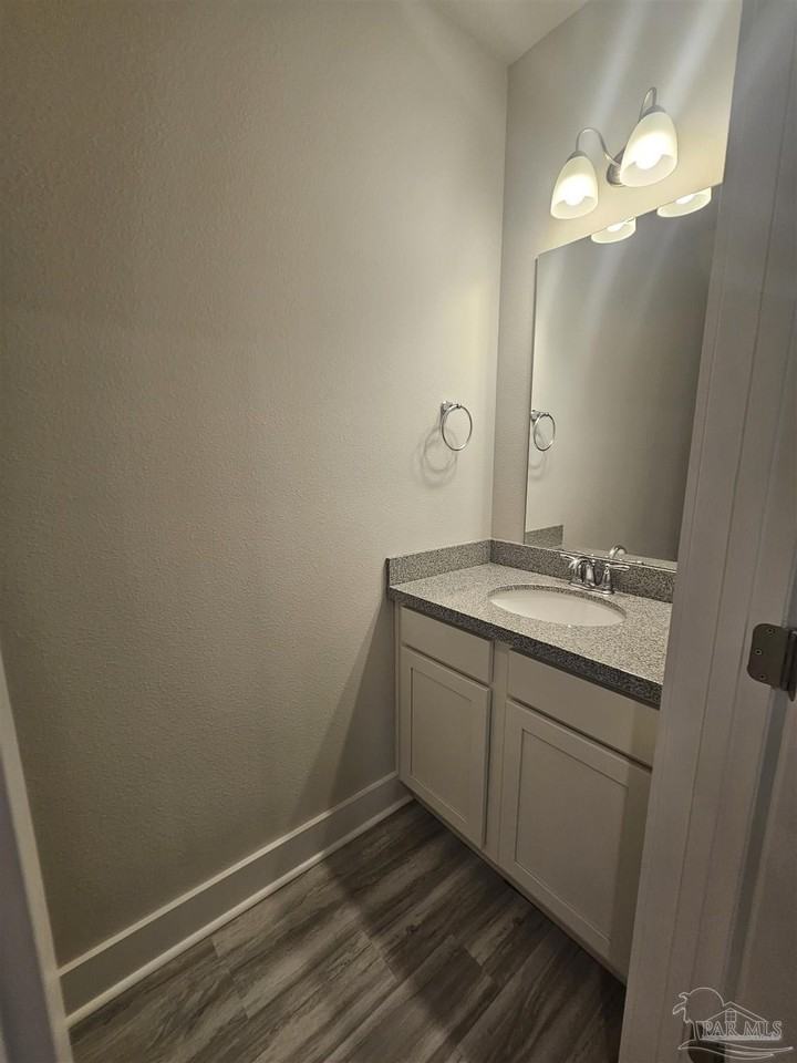 9433 Nature Creek Ln - Photo 5 of 34