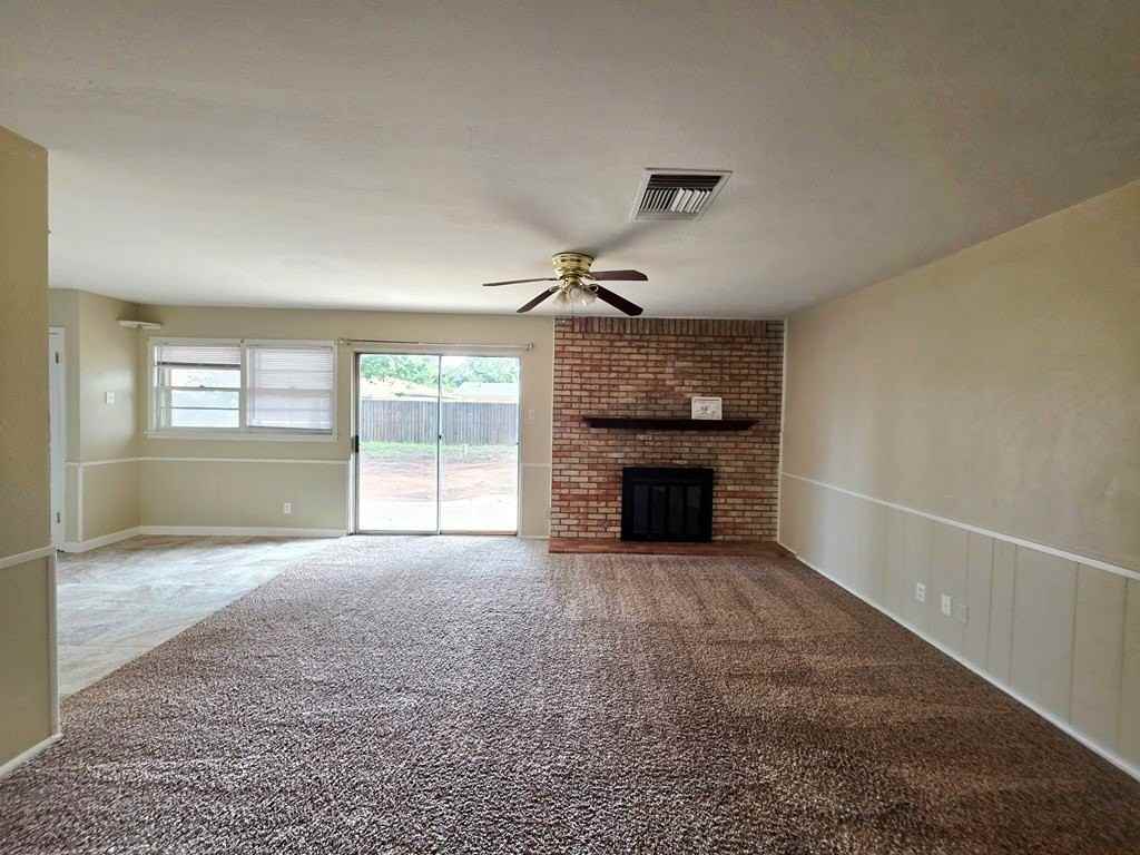 3302 Fannin Ave - Photo 3 of 12