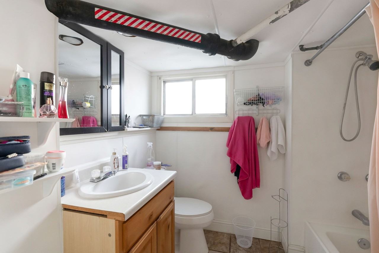 654 Ne, #1 - Photo 3 of 25