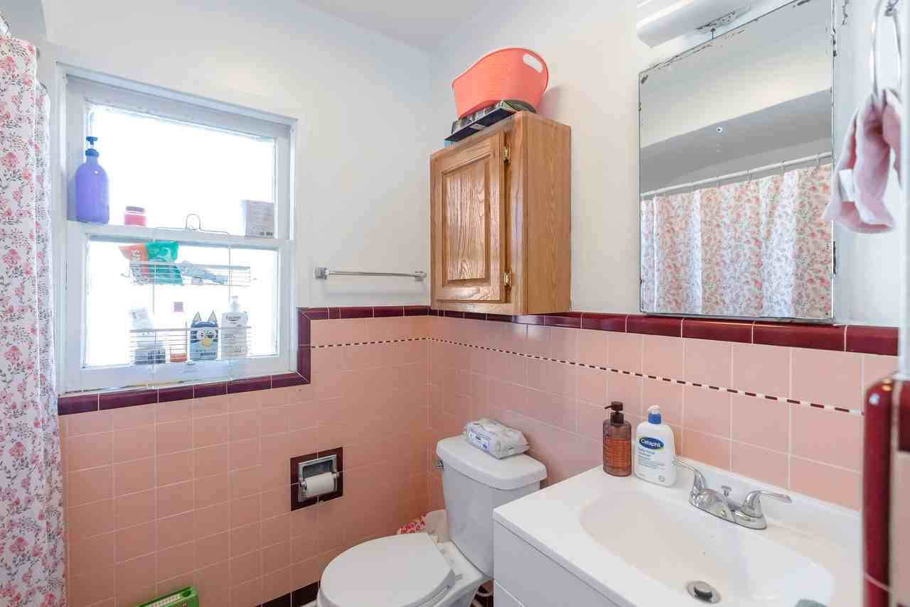 654 Ne, #1 - Photo 6 of 25