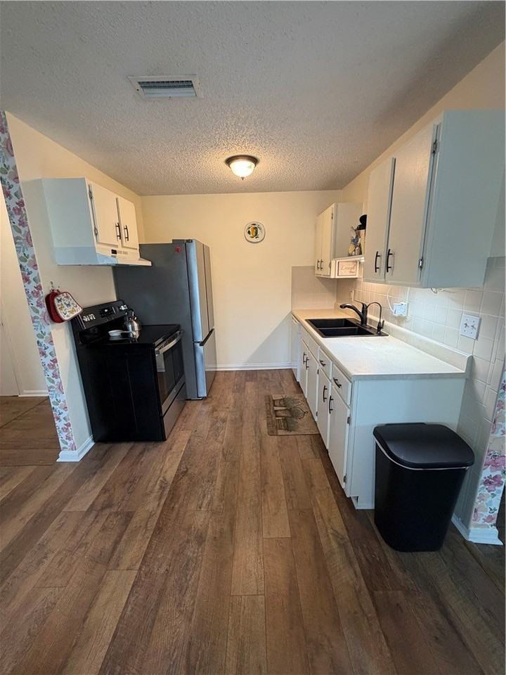 8516 E 98th Ave - Photo 5 of 17