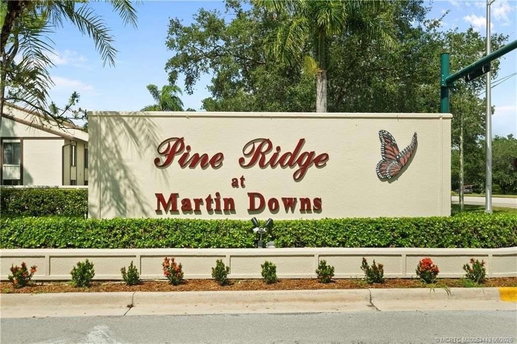 1544 Sw Silver Pine Way #104F - Photo 3 of 32