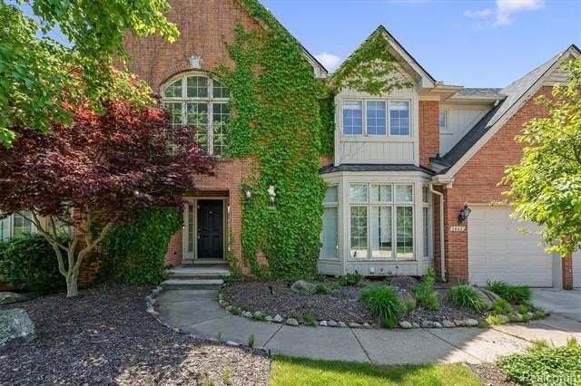 2962 Pheasant Ring Dr - Photo 2 of 50