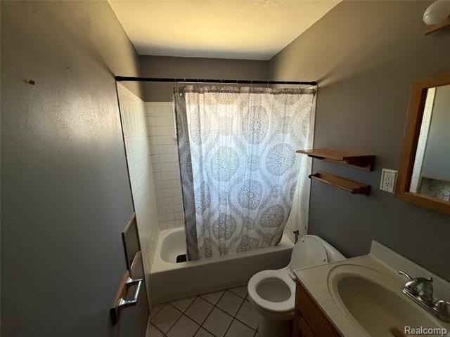 5925 Berwyn St - Photo 5 of 19