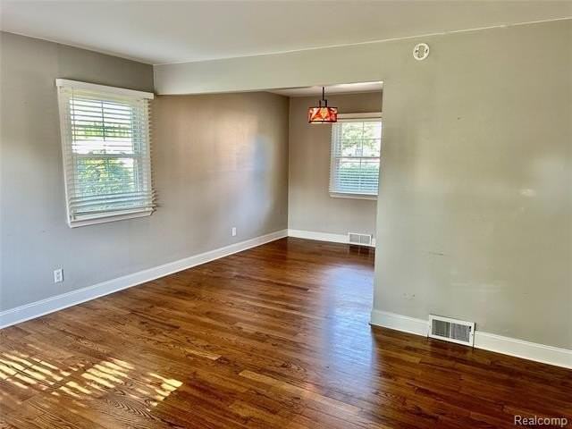 718 Graefield Ct - Photo 3 of 20