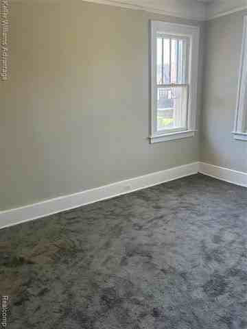 9842 Woodrow Wilson St - Photo 5 of 8