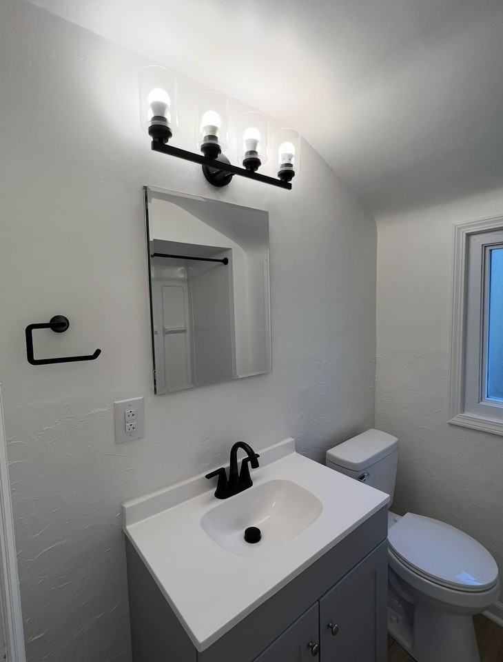 5644 Valleyview Dr - Photo 5 of 5