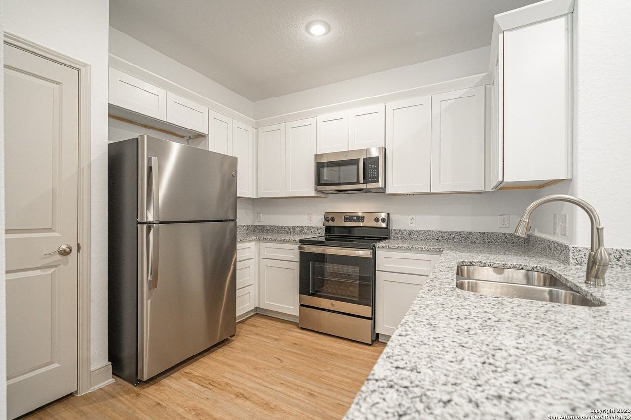 13513 Tulipwood Nook #102 - Photo 7 of 23