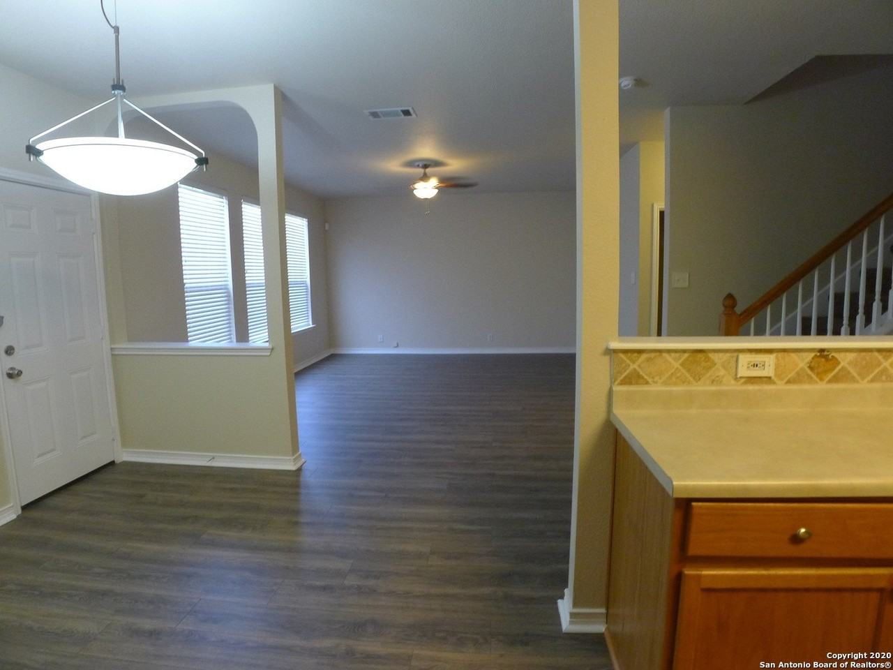 2935 Encino Riv - Photo 7 of 38