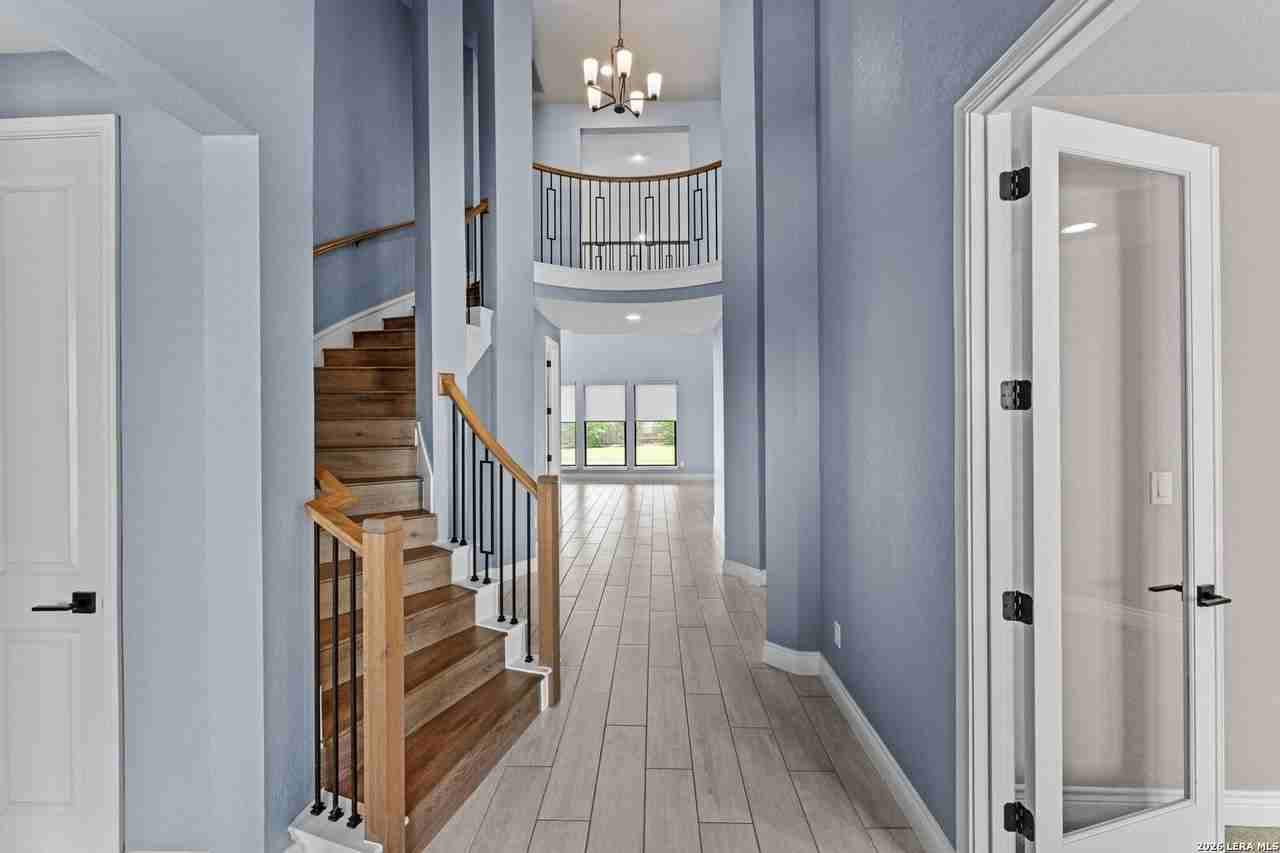 1907 Peres St - Photo 7 of 40