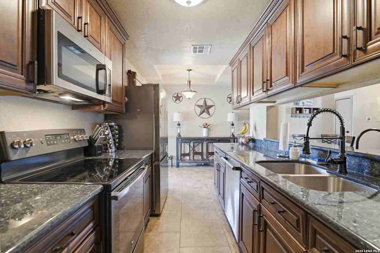 4827 Casa Grande St - Photo 6 of 18