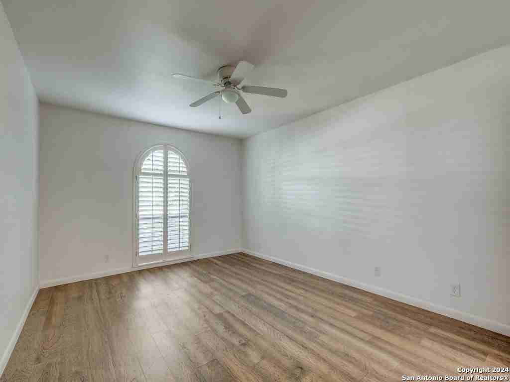 2702 Roundleaf Ct - Photo 5 of 12