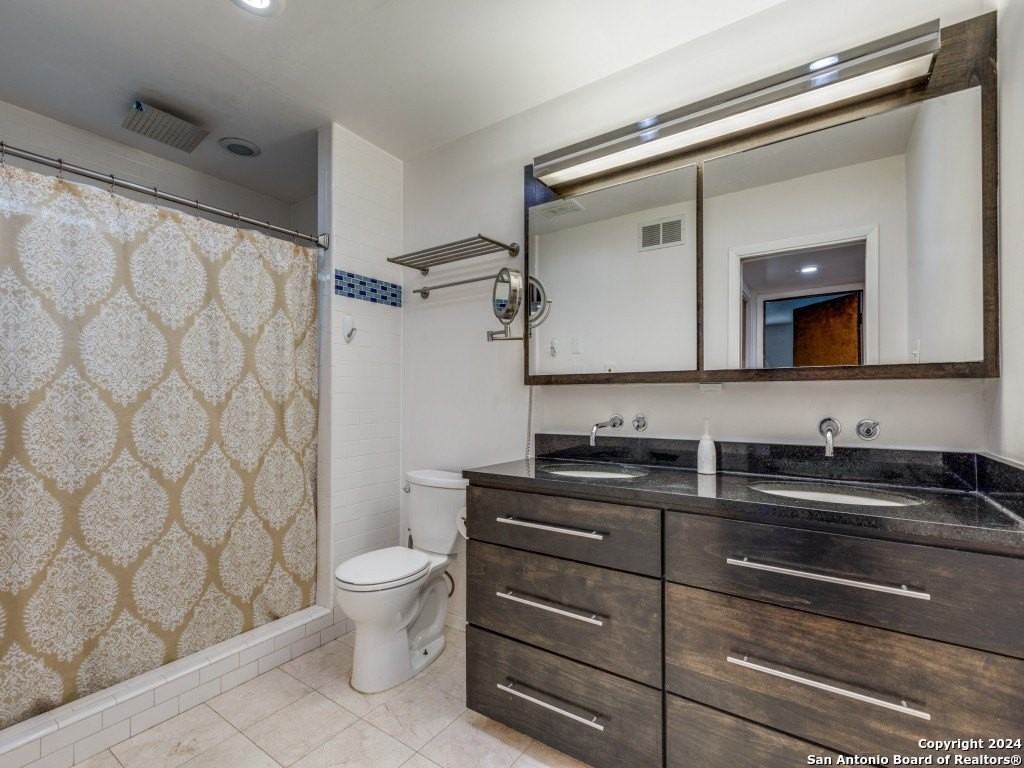 2702 Roundleaf Ct - Photo 6 of 12