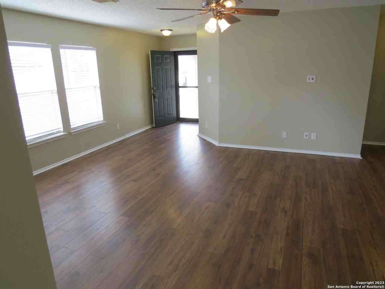 3316 Windway Crk - Photo 3 of 22