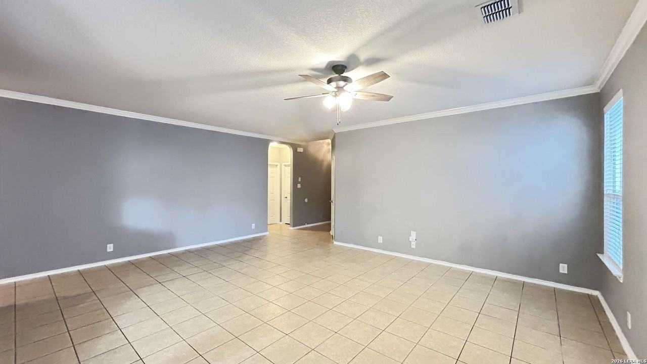 12155 Karnes Way - Photo 4 of 31