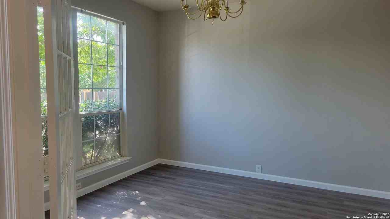 21318 Rio Sabinal - Photo 7 of 35