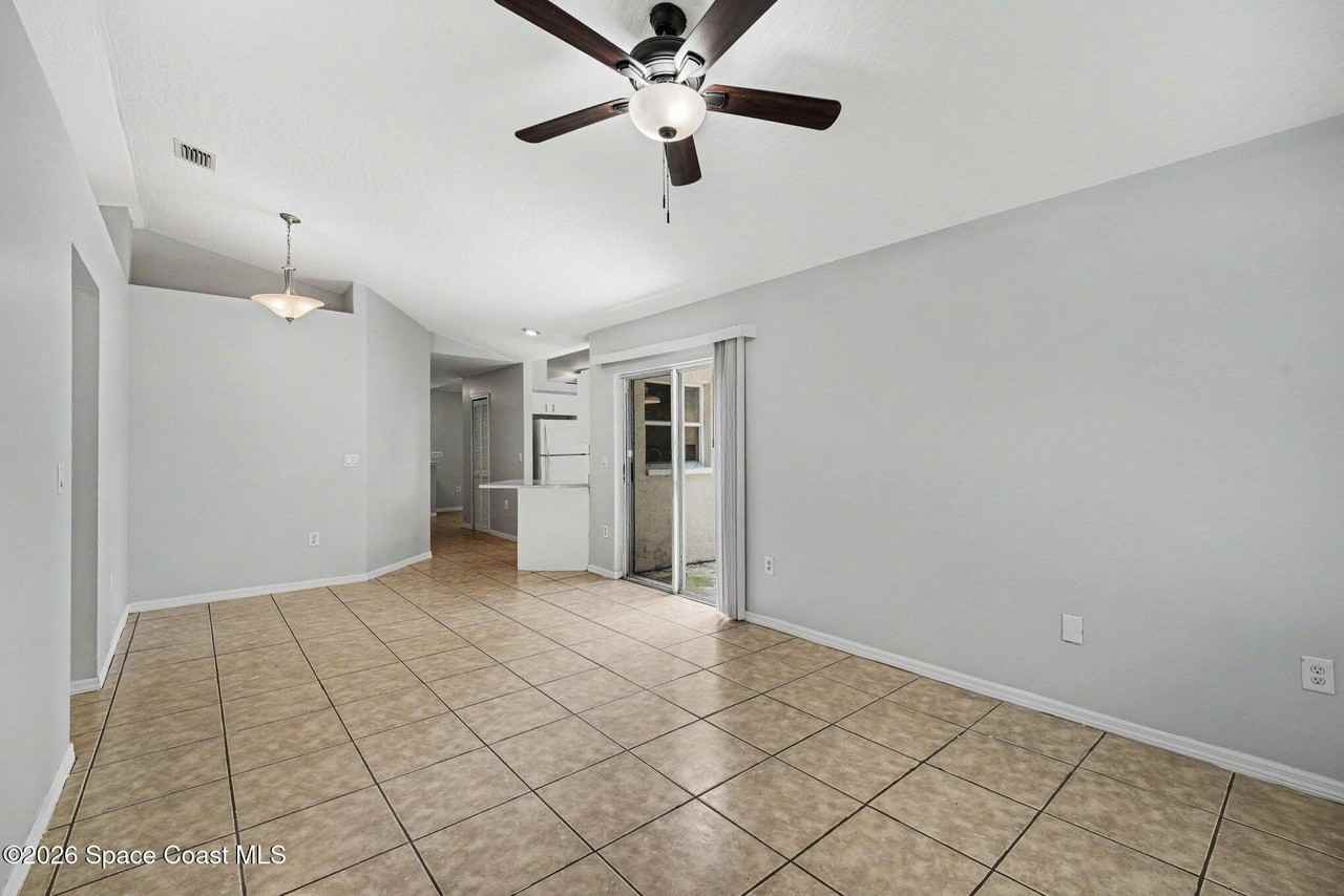 1699 Givens Ct Nw - Photo 5 of 15