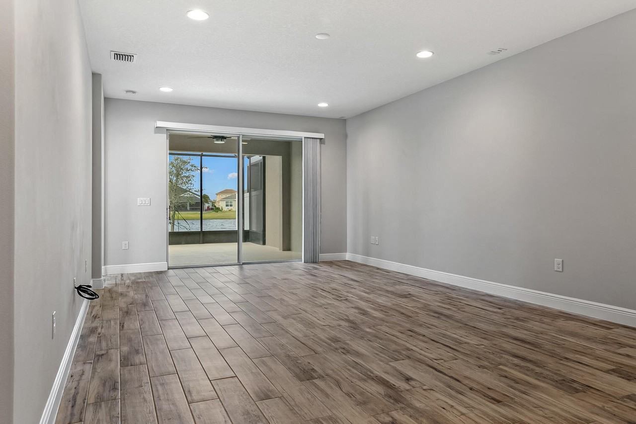8134 Loren Cove Dr - Photo 5 of 36
