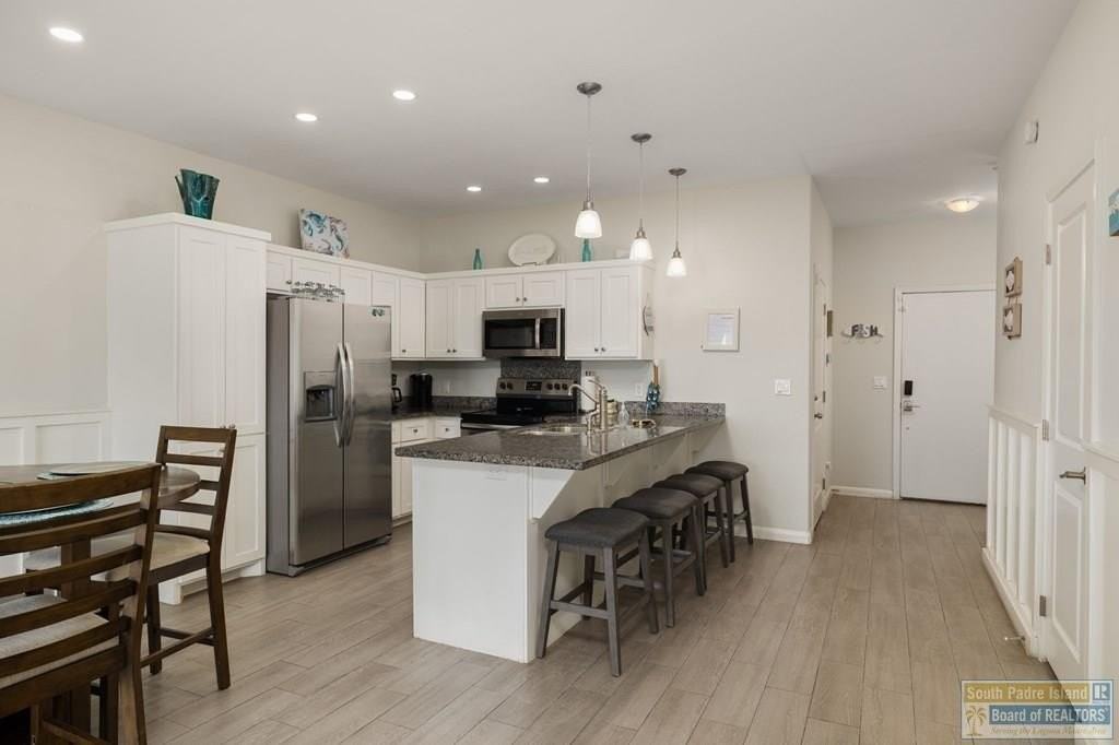 128 Las Joyas Blvd - Photo 2 of 24