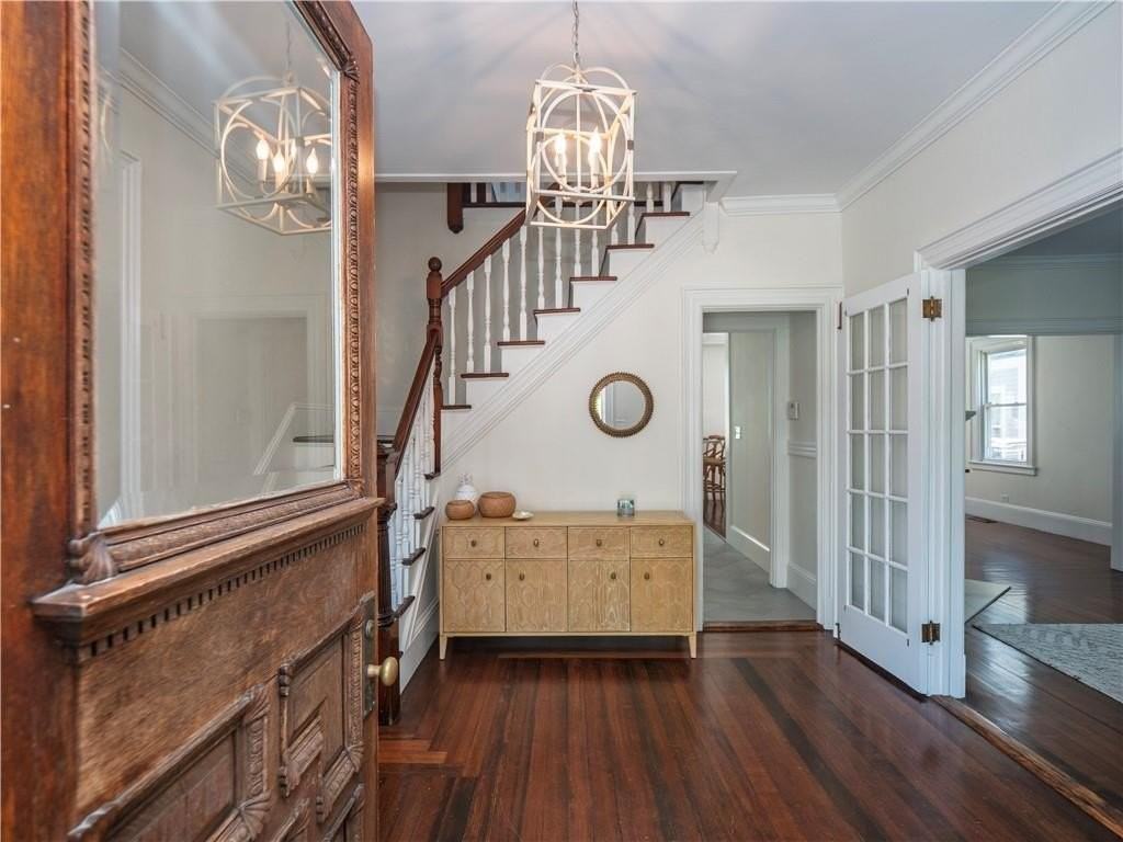 27 Mann Ave - Photo 3 of 50