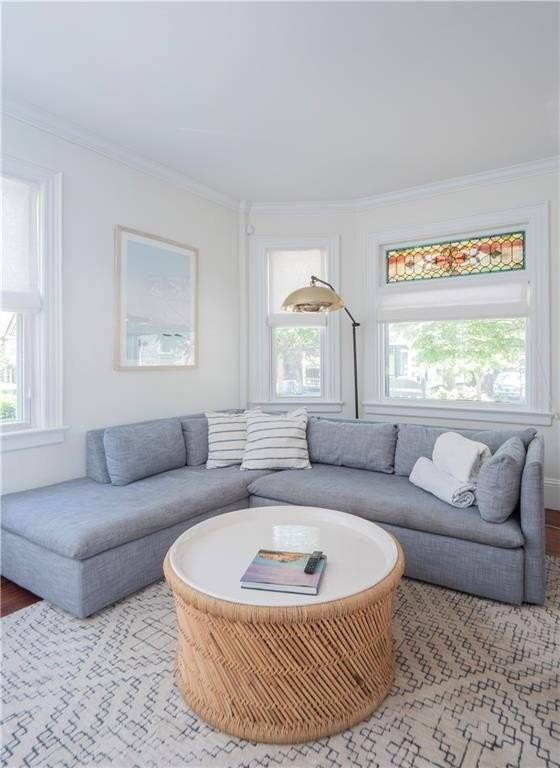 27 Mann Ave - Photo 7 of 50