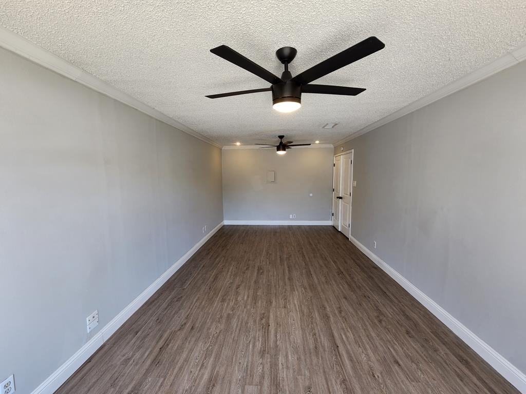 1805 Magnolia Ave - Photo 6 of 10