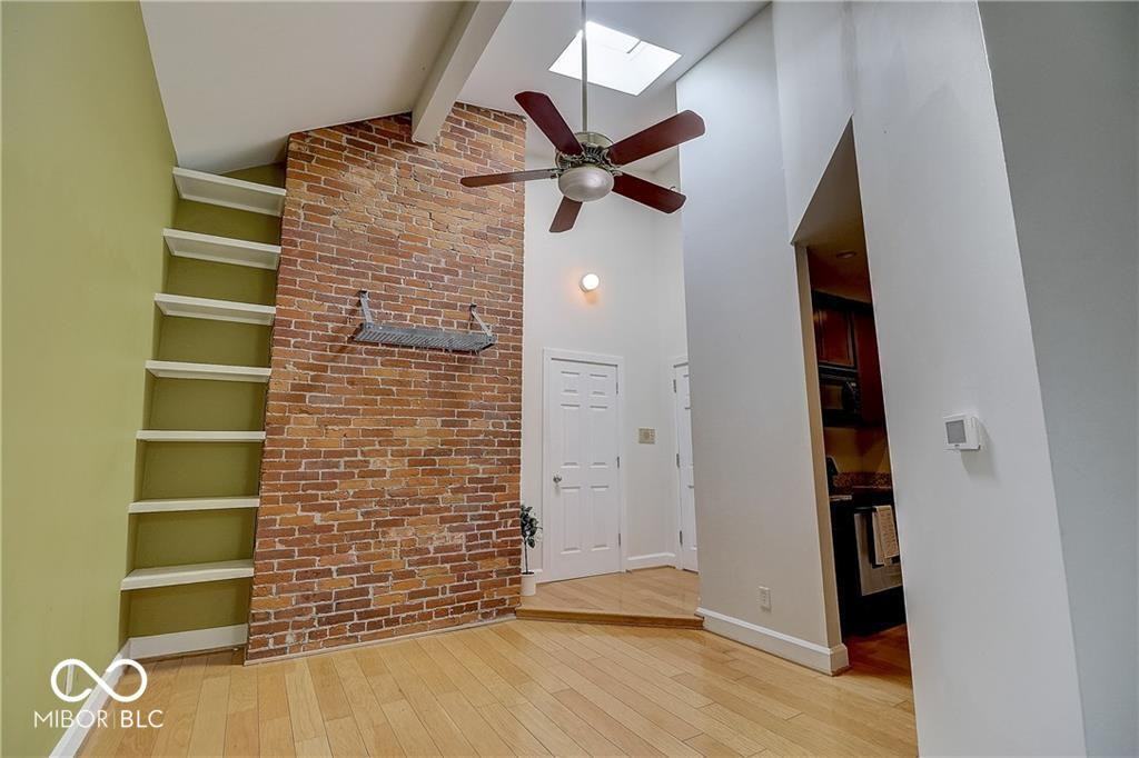 714 Buchanan St ##18 - Photo 3 of 20