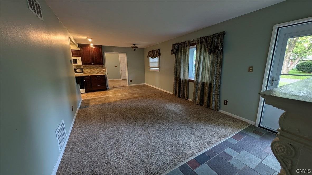 15 Wexford Rd - Photo 2 of 19