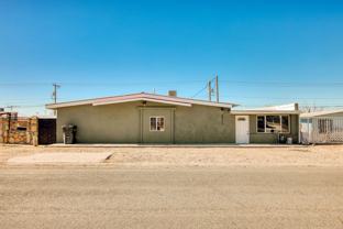 8613 Kingsway Dr - Photo 1 of 1