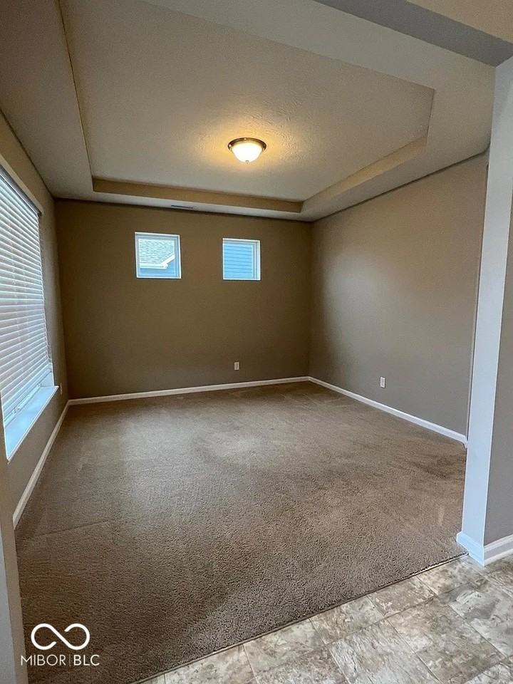 1443 Classic Ave - Photo 3 of 30