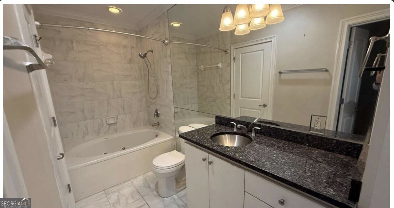2255 Peachtree Rd Ne ##525 - Photo 7 of 15