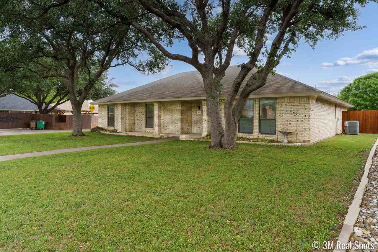 5854 Hickorywood Dr - Photo 2 of 21