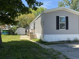 featured image of 4418 Daisy Ln W #156