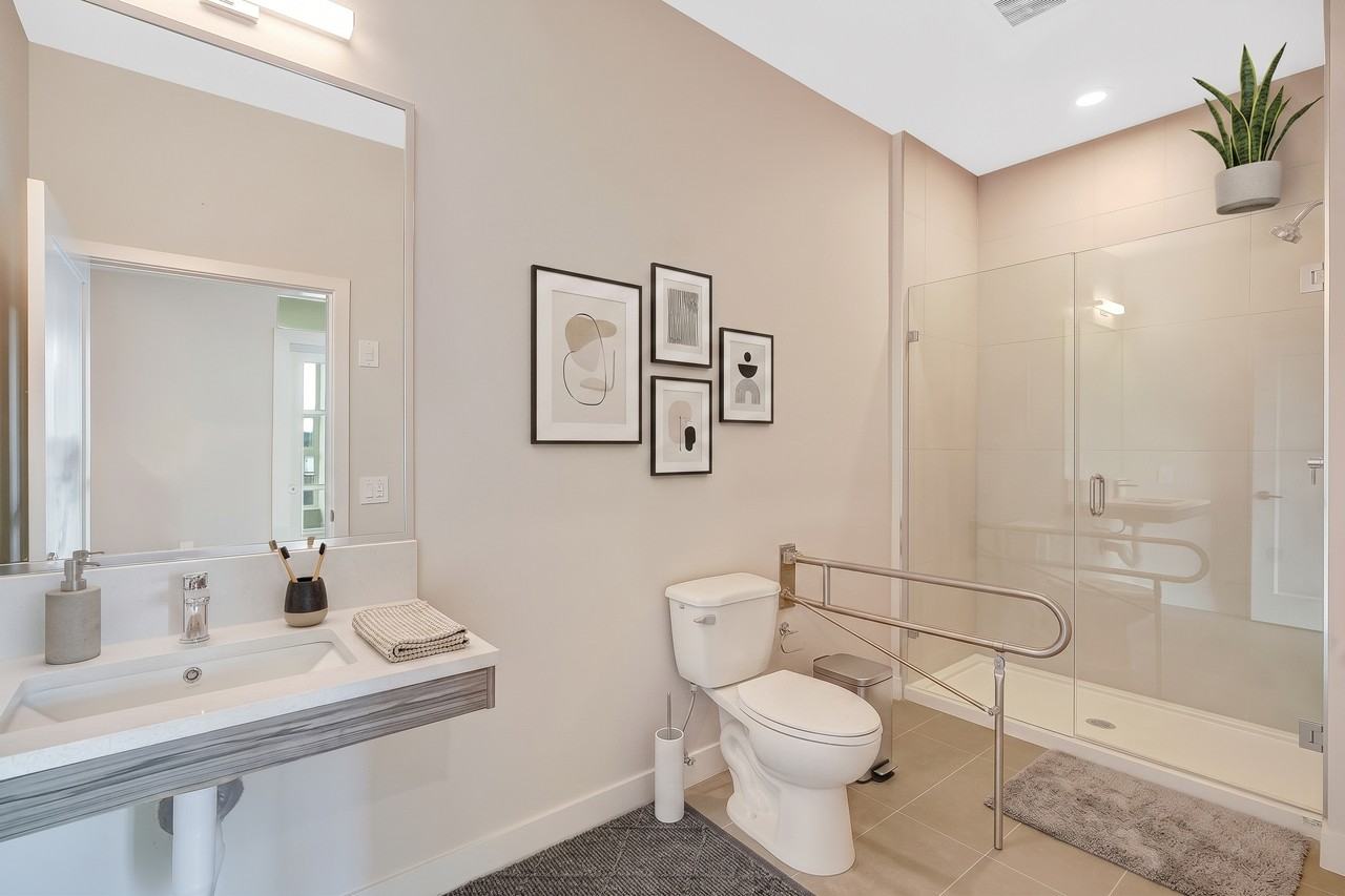 5608 Hastings Street - Photo 7 of 16