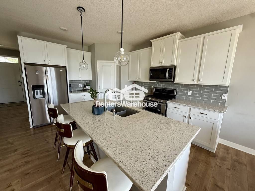 1515 Ironwood Dr - Photo 4 of 42