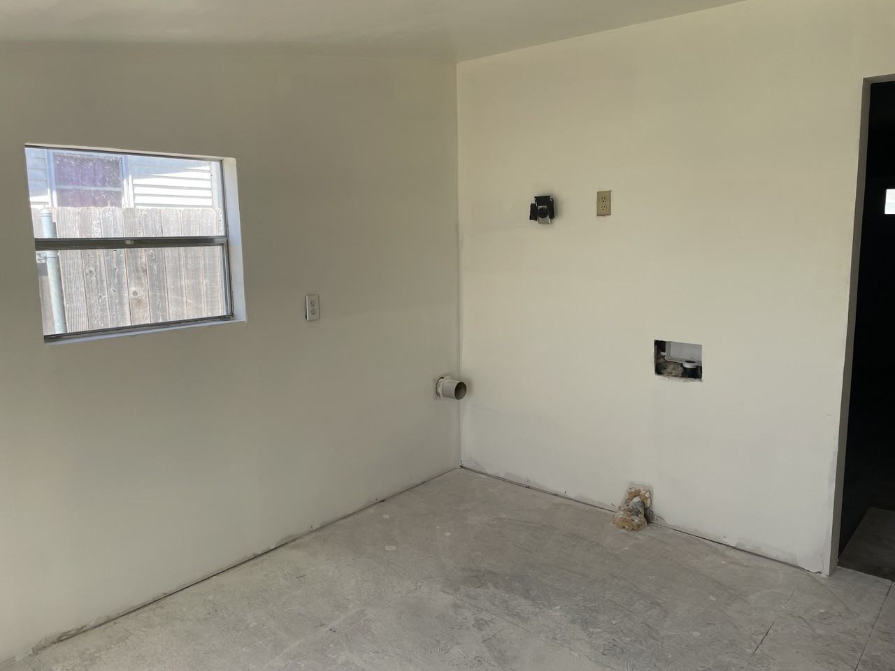 117 Bowie St - Photo 7 of 10