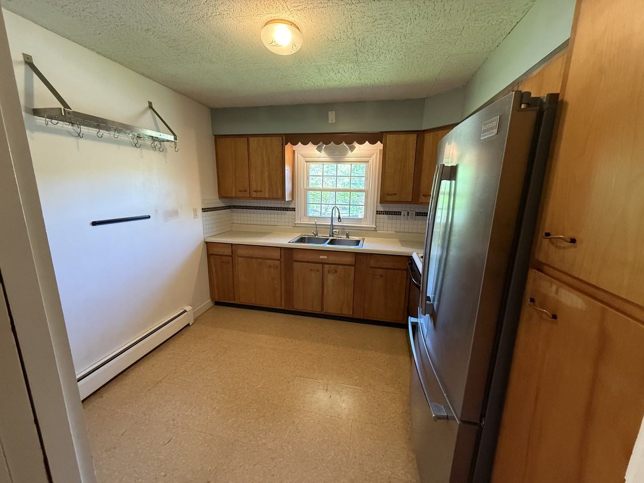 499 S Prospect St #6 - Photo 5 of 13